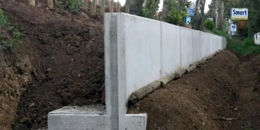 Retaining Wall Design in El Paso: Soil, Slope, and Structural Stability